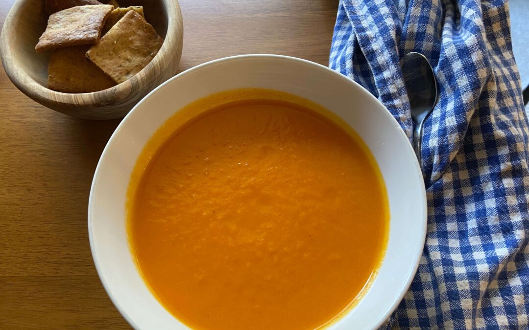 Easy Creamy Carrot Ginger Soup